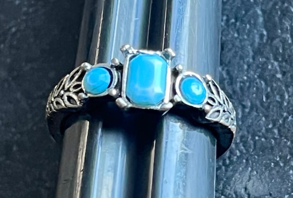 Turquoise set in a Traditional tree Stone Pattern… - image 1