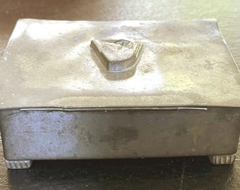 Hand Made Pewter Art Nouveau Box Wood Lined Marked 157   (B4)
