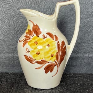 Clinchfield Artware Pottery Hand Painted Erwin Tennessee Small Handled Pitcher      B11
