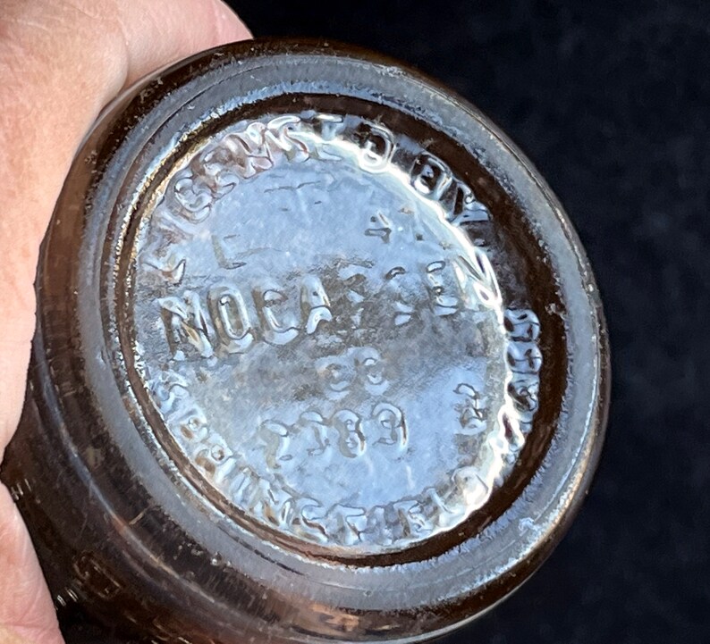 Vintage NoCafeen Embossed Soda Bottle Springfield MA image 2