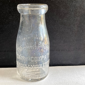 Milk Bottle Millbrook Dairy Company Meriden CT Half Pint Milk Dairy Bottle Vintage