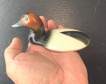 Duck A Canvasback Duck Swimming with Green Inset Eyes  (B3)