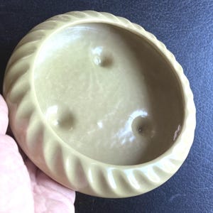 Vintage Cream Hull USA Pottery F46 Light Caramel Color