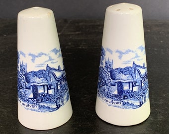 Shakespeare Country Pair of Salt and Peppers Shakers Welford on Avon Royal Essex Blue & White