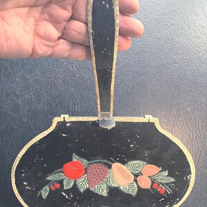 Vintage Everlast Forged Aluminum Silent Butler Crumb Catcher Decorated Colonial