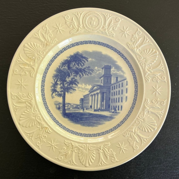 Amherst College About 1840 Wedgewood Commemorative Plate Lord Jeffery