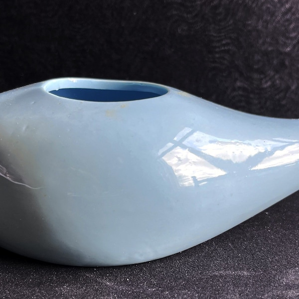 Antique Medical Porcelain Invalid/Infant Feeder Boat Curved Top Baby Blue  (B17)