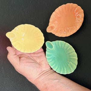 Three Little Fiesta Ware Style Dishes Spoon Rests Oyster Servers Teabag Holders           GAP