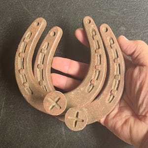 Horseshoe Hooks Heavy Duty Polymer       B20