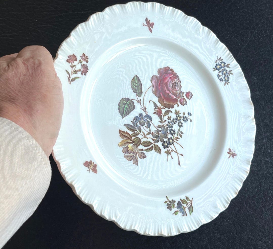 Early Wedgwood Etruria Barlaston Rose Salad Plate 8 1/4” with
