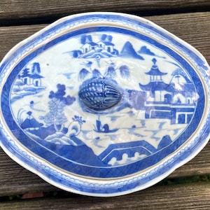 Antique Chinese Export Qing Dynasty Blue & White Porcelain Canton Oval Tureen.