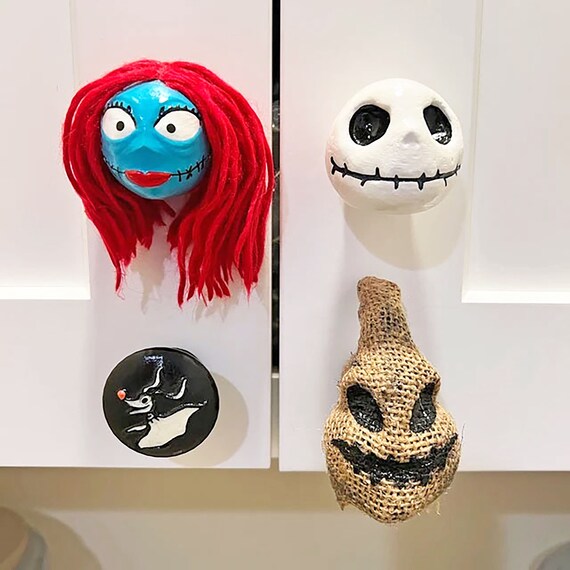 nightmare before christmas dresser knobs Nightmare Before Christmas Round Cabinet Knobs 4pcs Drawer Pull Handle with Screws for Home Wardrobe Office Kitchen Dresser and Cupboard : Amazon.sg: DIY and Tools