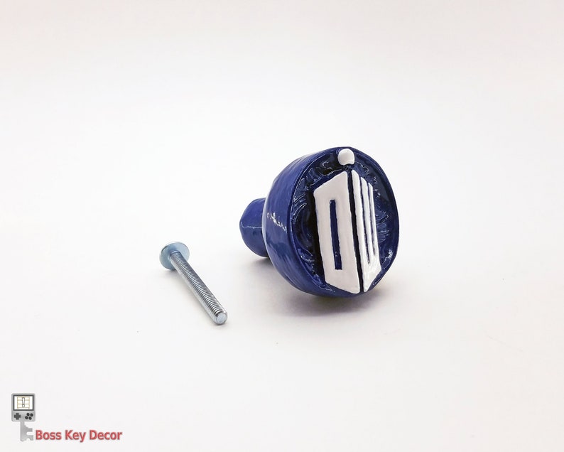 Doctor Who Gallifreyan Knob Dr Who Room Decor Geek Decor Etsy