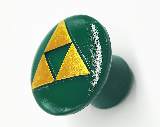 Featured listing image: TriForce Drawer Pulls | Legend of Zelda