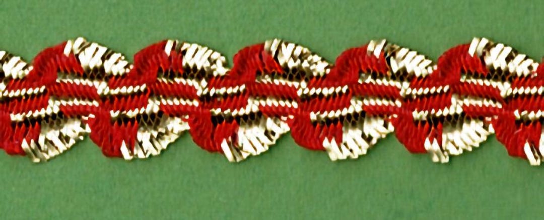 Red Ric Rac Border 5 Yards 3/8