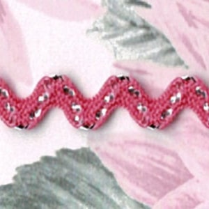 5 Yards 5/16&quot; Vivid Pink, Silver Ric Rac Trim 25390