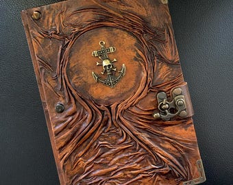 Leather Journal with Anchor & Skull Pendant – Nautical Pirate Notebook – Gothic Travel Diary