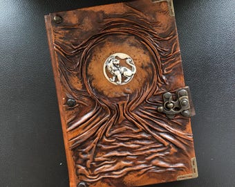 Leo Leather Journal: Lion Notebook, Personalized Journaling Gift