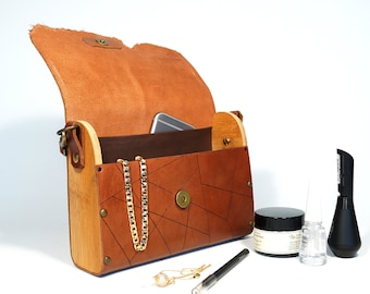 Handmade Leather Crossbody Bag: Bamboo Handle Shoulder Bag