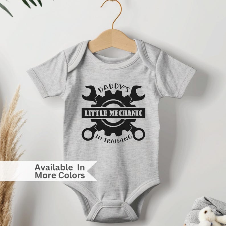 Daddy's Little Mechanic In Training Baby Bodysuit- Racing Bodysuit- Gear Head Baby One Piece- Little Helper Baby Bodysuit- Garage Baby Gift