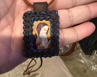 Escapulario San Benito leather