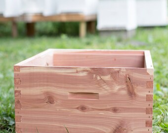 Langstroth Cedar Deep Brood Box for 10 Frame Bee Hive
