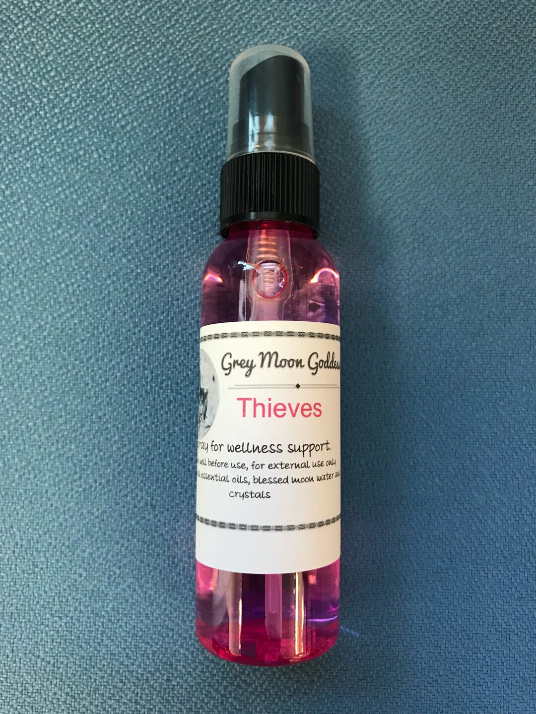Thieves Sprays Cleans Air From Cold/flu Germs in Three Sizes Spray