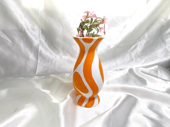 Funky Orange Flower Vase / Planter, Ceramic Small Bud Vase, Aesthetic Colorful Room Decor, Home Decor, Eclectic Maximalist Dopamine Decor