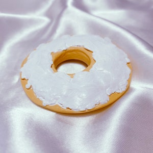 Bagel & Frischkäse Kühlschrankmagnet - Funky Kühlschrankmagnet - Küche / Büro / Locker Food Dekoration Süßes vielseitiges Spaß-Dekor-Geschenk