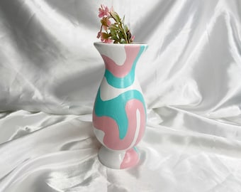 Minimalist Minimalist Vase / Übertopf, kleine Vase, Keramikvase, ästhetisches Raumdekor, Maximalist Wohndekor, Eklektische Pastell Blumenvase