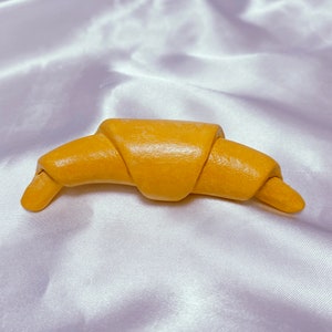 Crescent Roll Fridge Magnet - Funky Croissant Refrigerator Magnet - Kitchen / Office / Locker Food Decoration Cute Eclectic Fun Decor Gift