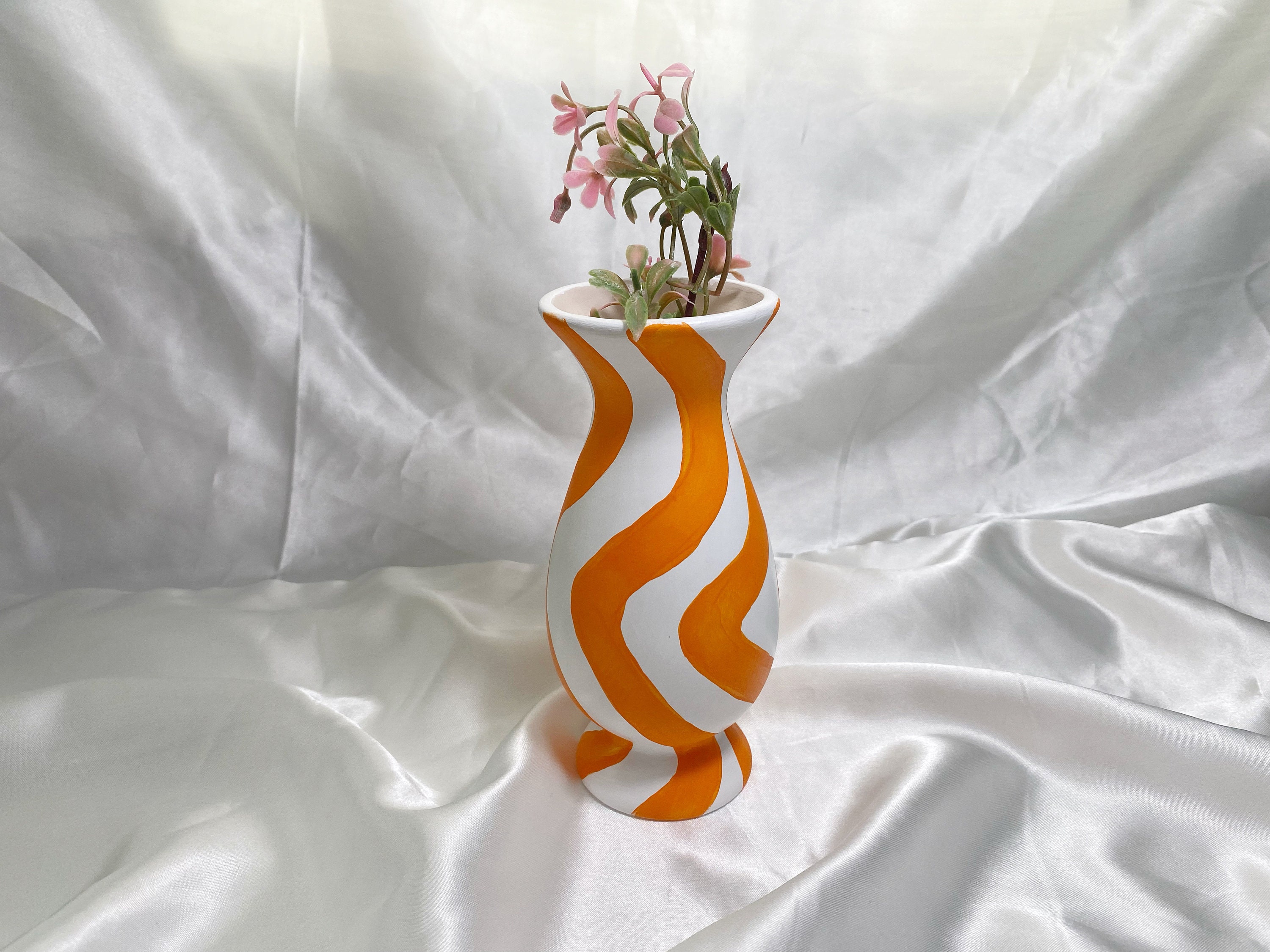 おまとめ◎vintage flower vase il_fullxfull.3702330140_mwrg.jpg