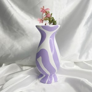Purple Swirl Funky Bud Vase / Planter, Eclectic Funky Small Vase, Cute Ceramic Vase, Dopamine Decor, Aesthetic Home Decor, Cute Flower Vase