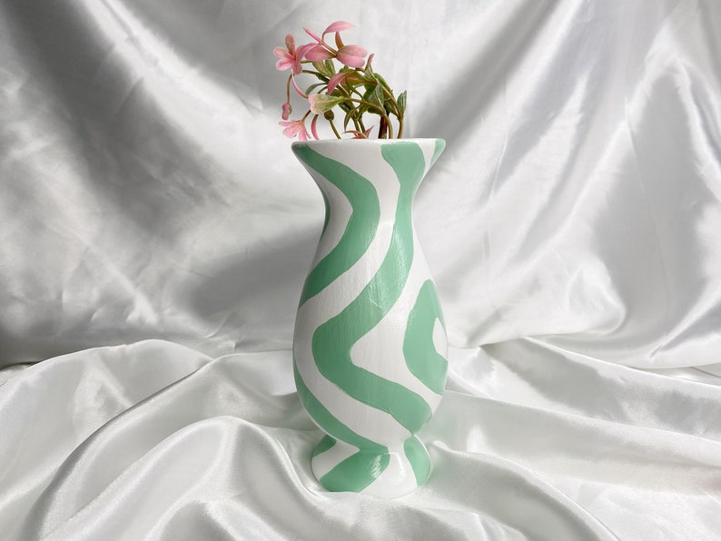Green Pastel Bud Vase / Planter, Small Vase, Cute Ceramic Vase, Aesthetic Room Decor, Pastel Home Decor, Danish Pastel Flower Vase, Ceramics