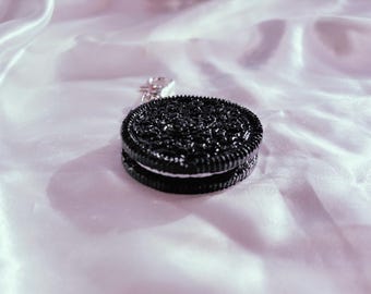 Chocolate Sandwich Cookie Keychain - Small Funky Chain Pendant for Keyrings, Bags, Backpacks, Purses Cute Eclectic Fun Key Accessories Gift