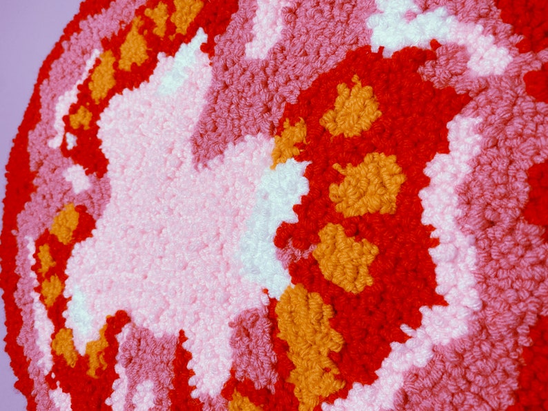 Kitsch Rugs Large Punch Needled Tomato Slice Wall Hanging - Hand Tufted Kitsch ...