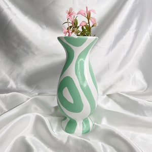 Green Pastel Bud Vase / Planter, Small Vase, Cute Ceramic Vase, Aesthetic Room Decor, Pastel Home Decor, Danish Pastel Flower Vase, Ceramics