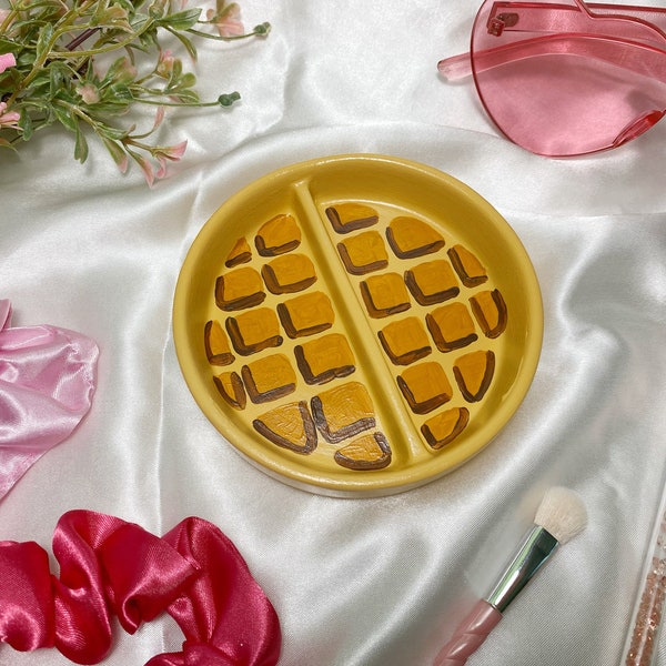 Funky Waffle Jewelry Tray, Ring Dish, Catch All Tray, Trinket Dish, Ash Tray, Vanity Decor Ring Holder Eclectic Decor Pop Art Aesthetic Cute