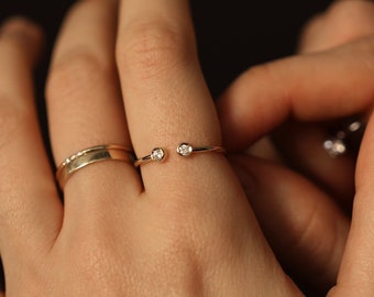 Diamond Wedding Ring, Double Diamond Open Ring, Unique Wedding Band, Twin Set Diamond Ring, Duo Diamonds Ring, 14K Minimalist Wedding Ring