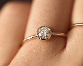 Lab Grown Diamond Wedding Ring, Lab Diamond Engagement Ring, Minimalist Bezel Diamond Ring, 14K Solid Gold Lab Diamond Band, Wedding Band