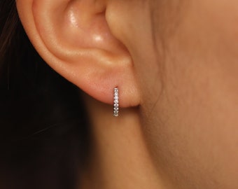10 mm Diamant Huggie Ohrring, Innendurchmesser 7 mm Innendurchmesser, 10 mm Diamant Knorpel Hoop