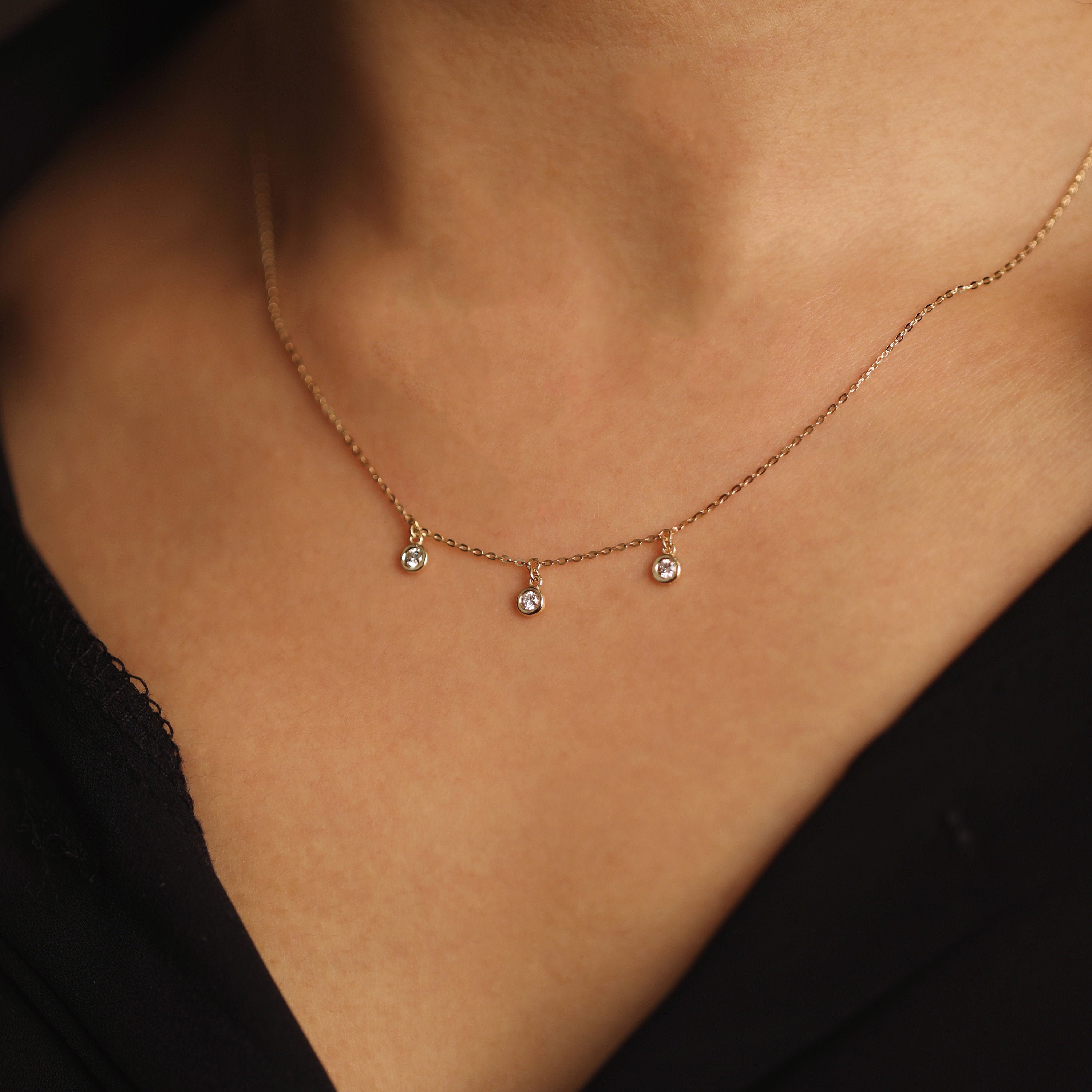 Bezel clearance diamond choker