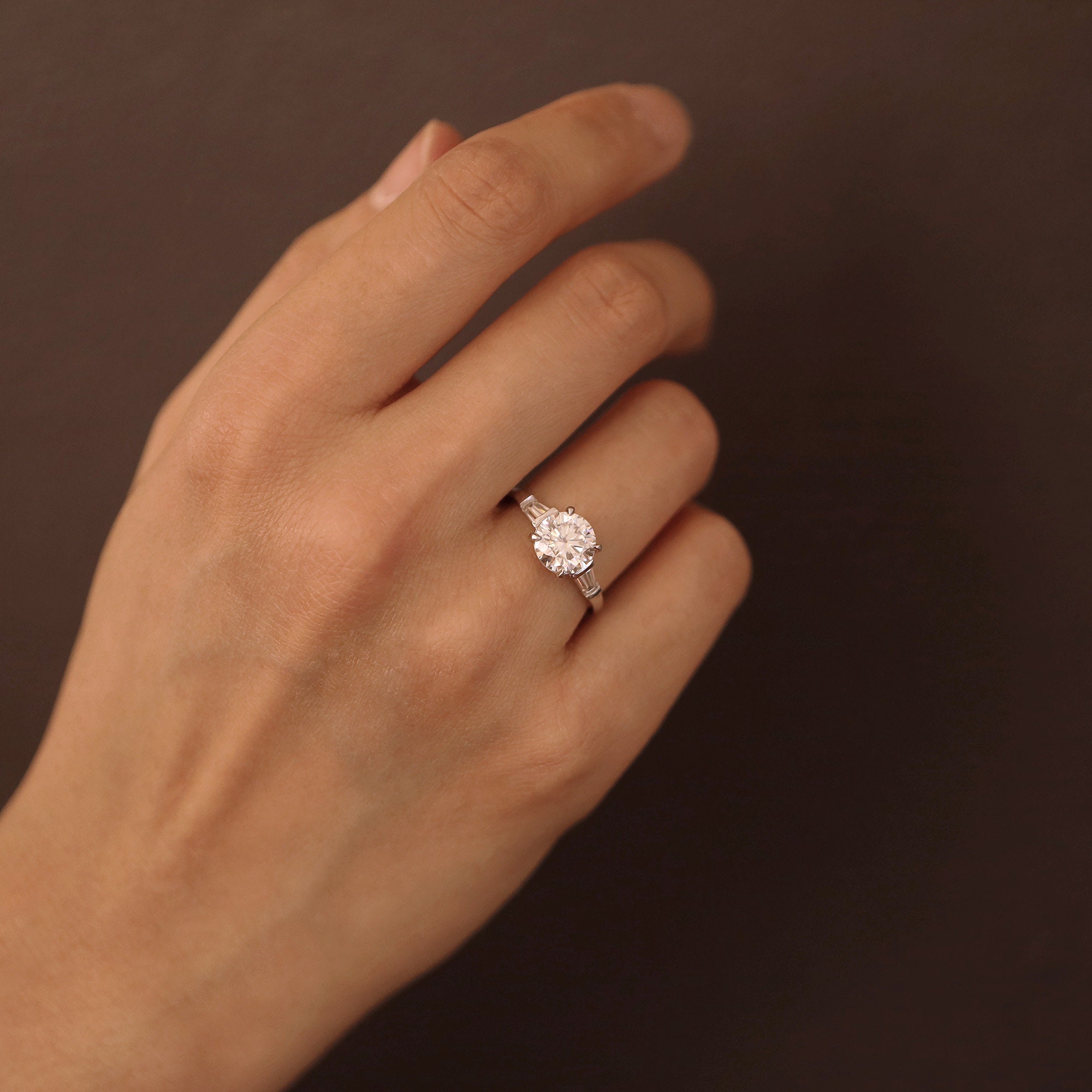 Double Sided Tapered Baguette Cut Moissanite with 2.0 Carat Double Sided Tapered Baguette Cut Moissanite with 2.0 Carat