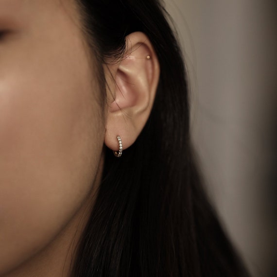 11mm huggie earrings deals