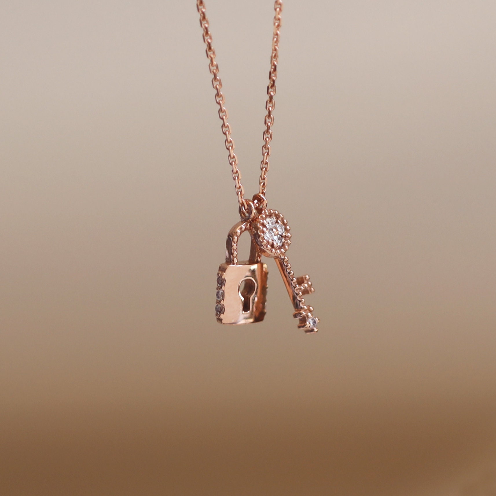 Diamond Lock & Key Pendant Rose Gold