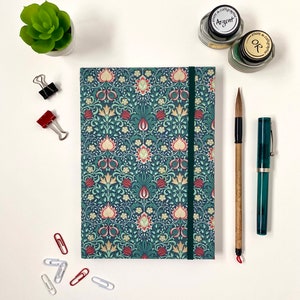 William Morris-dagboek met Perzische print: A5-notitieboek met stof beklede harde kaft en vak