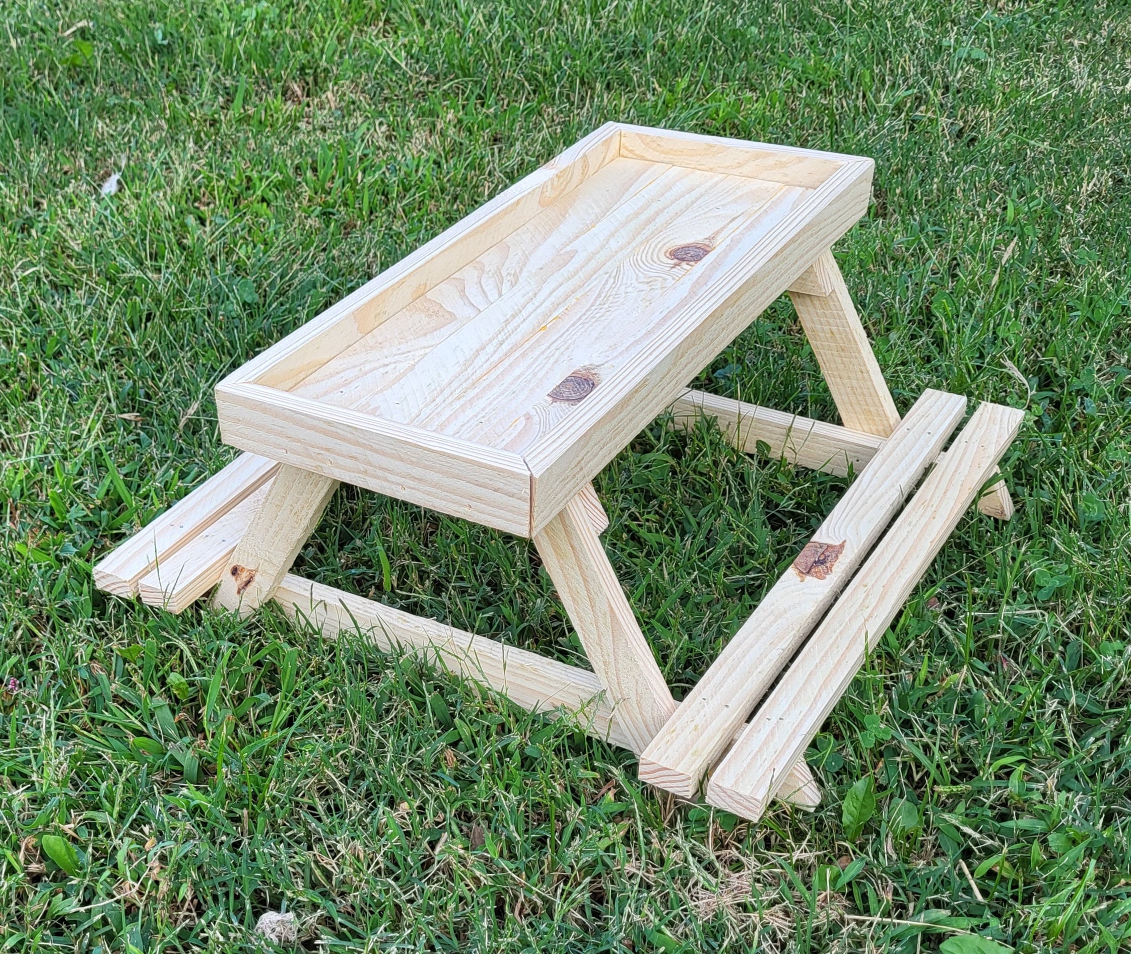Farmhouse Chicknic Table - Etsy