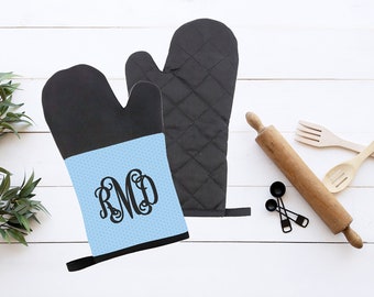 Personalized Monogrammed Honeycomb Oven Mitt Set