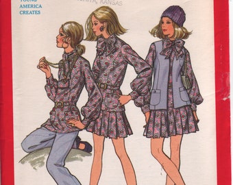 Butterick 5723 1970 sz 10 Young America Creates Misses' Top, Vest, Skirt, and Pants 1970 UNCUT