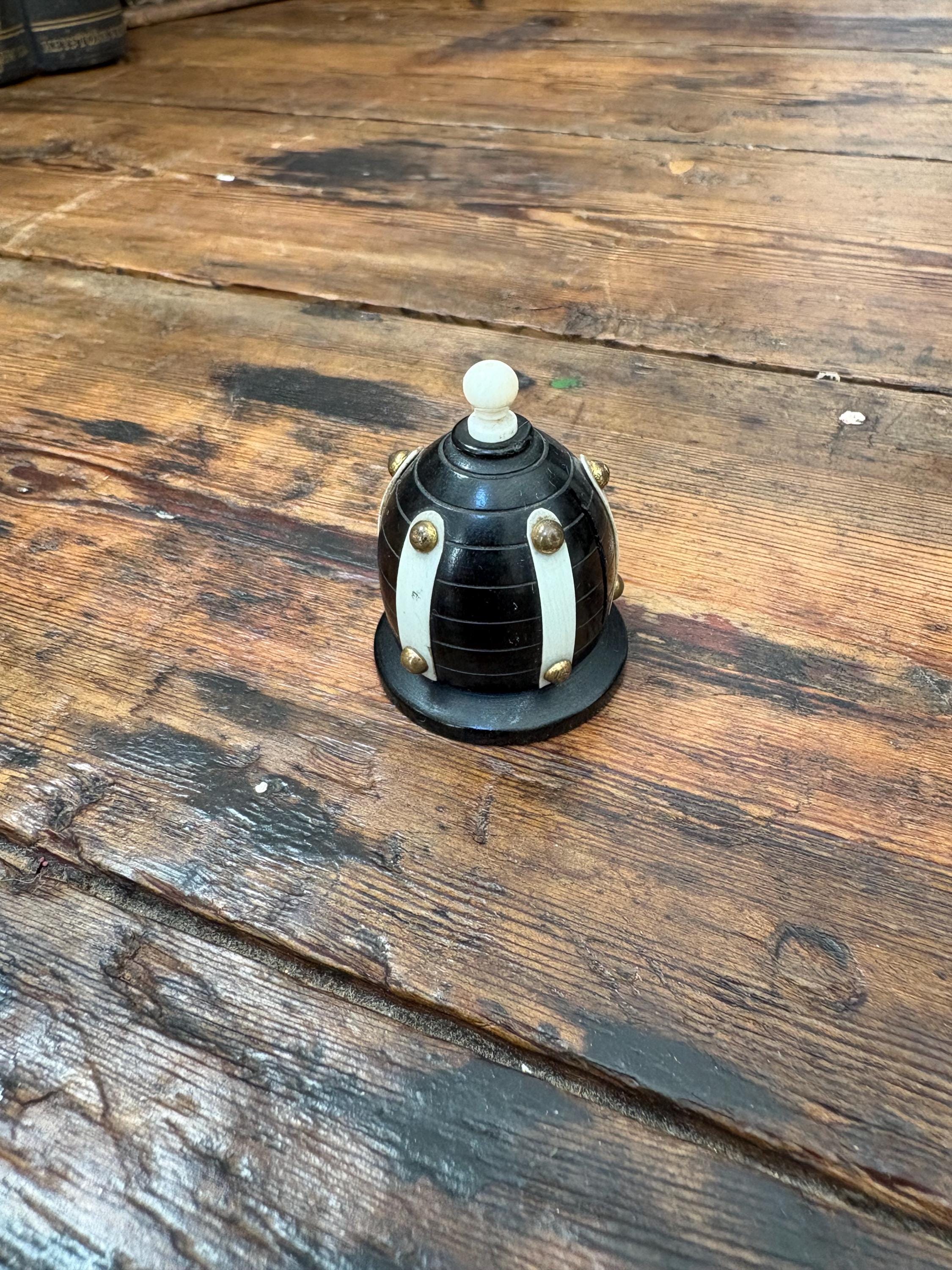 海外の古い巻尺 Antique tape measure - Etsy 日本